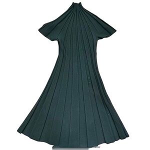 Del Santo 100% Cashmere Black Pleated Midi Dress